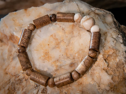 Agarwood Bracelet with White Coral (BL5)