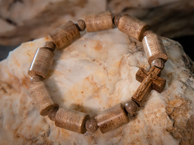 Agardwood Bracelet in Bamboo shape with Cross Charm 14mm (BL8)